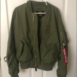 Alpha industries bomber jacket